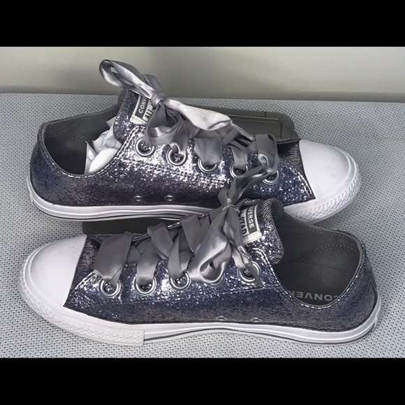 Sparkly Converse - Picture 3 of 6